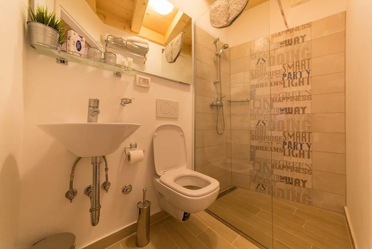 Apartments Casa Vecchia روفينج